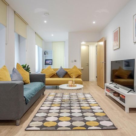 Deluxe Condo Beside 02 Arena And Central Лондон Екстериор снимка